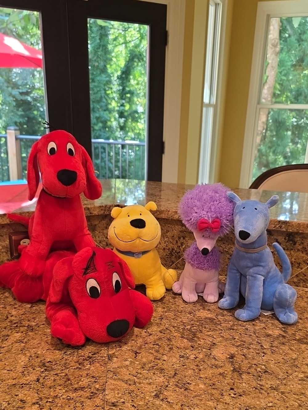 Clifford And Friends Plush Bundle
